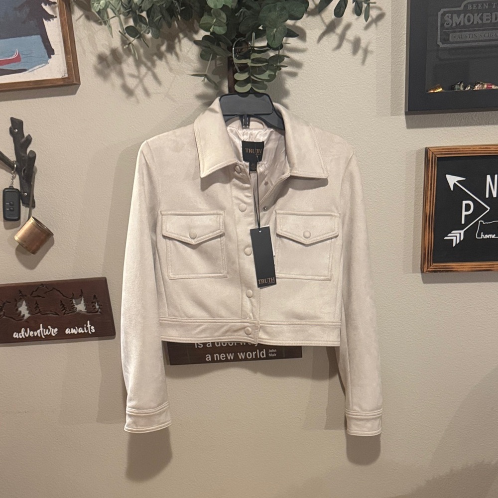 Cream Women's Cropped Jacket